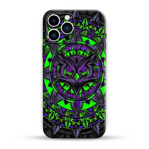 Mighty Green Owl Skin For iPhone